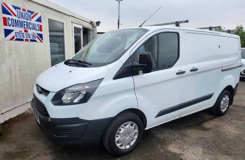 View FORD TRANSIT CUSTOM 2.2 TDCi 290 