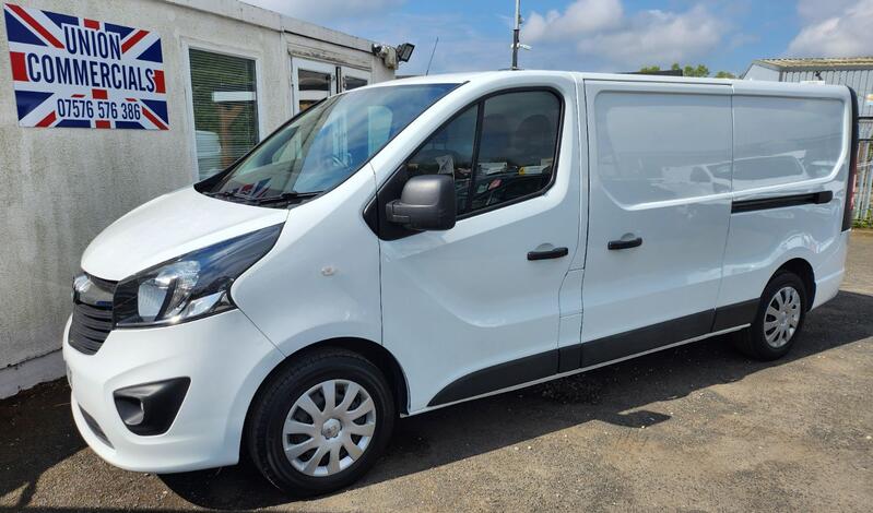 View VAUXHALL VIVARO 1.6 CDTi 2900 Sportive