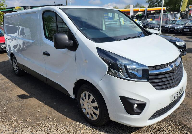 View VAUXHALL VIVARO 1.6 CDTi 2900 Sportive