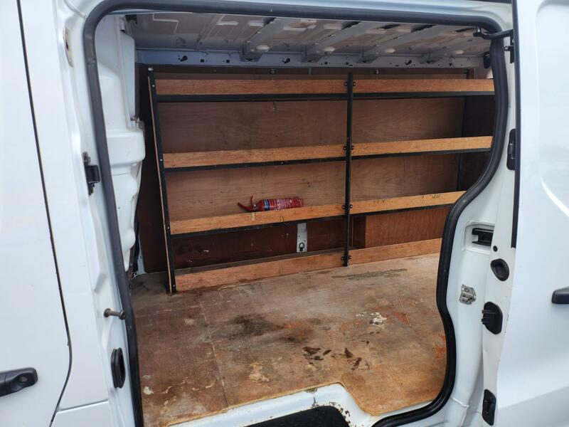 VAUXHALL VIVARO