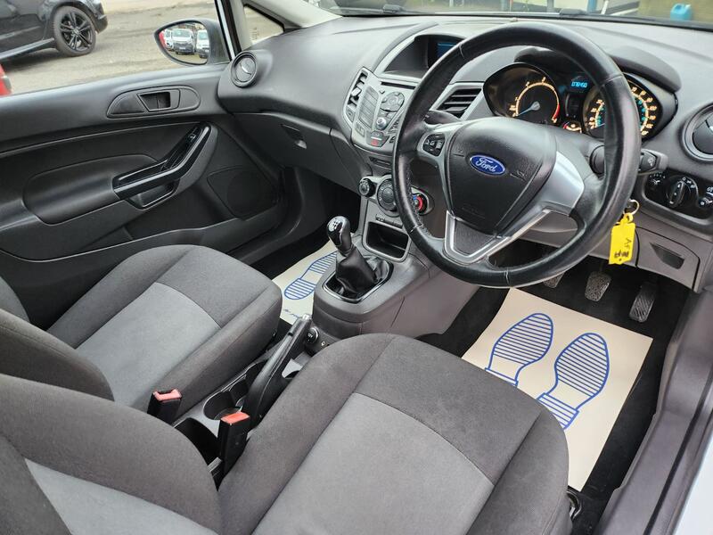FORD FIESTA VAN