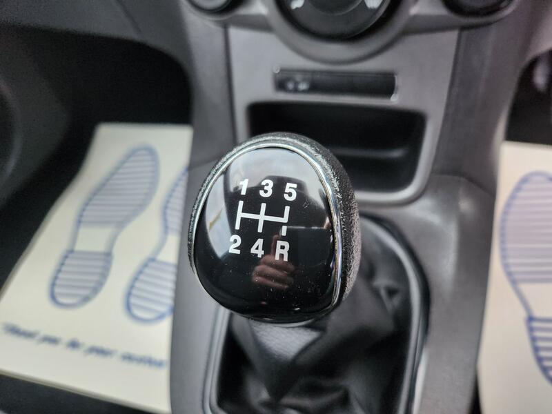 FORD FIESTA VAN
