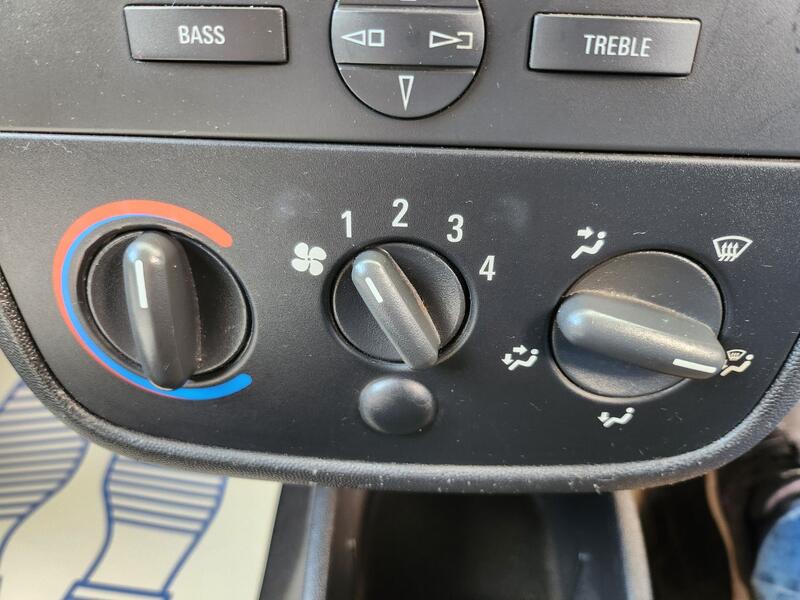 VAUXHALL COMBO