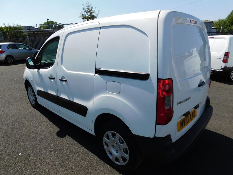 PEUGEOT PARTNER