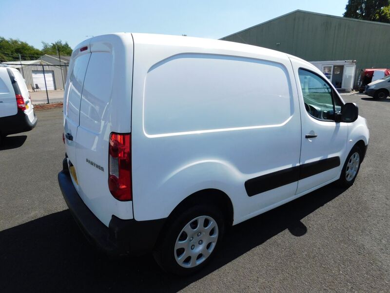 PEUGEOT PARTNER