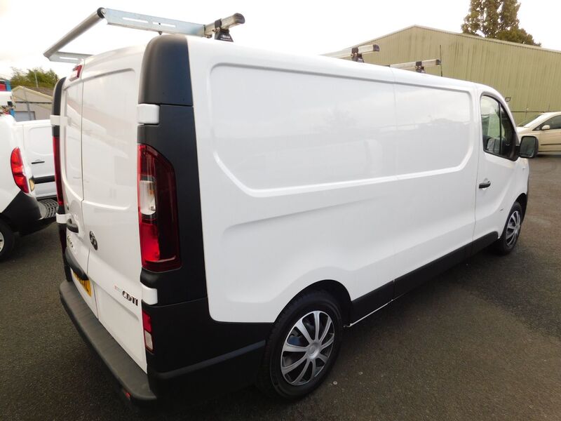 View VAUXHALL VIVARO L2H1 2900 CDTI