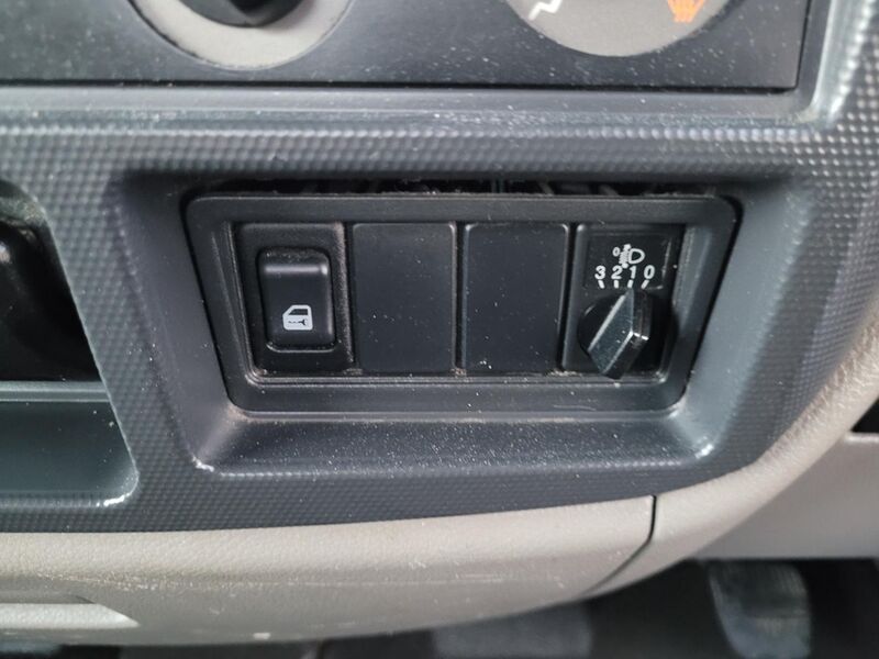 NISSAN CABSTAR