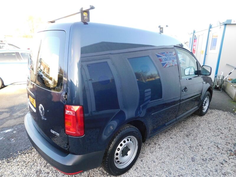 VOLKSWAGEN CADDY
