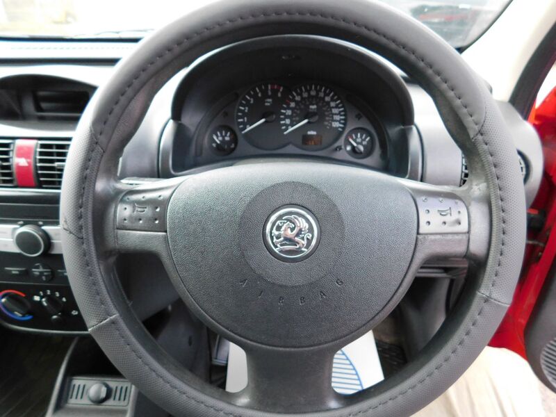 VAUXHALL COMBO