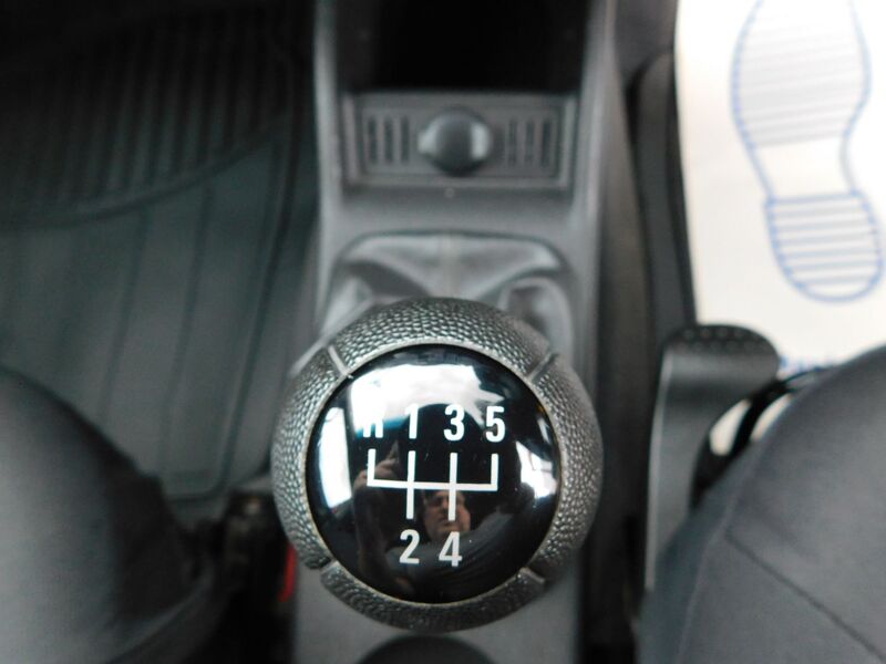 VAUXHALL COMBO
