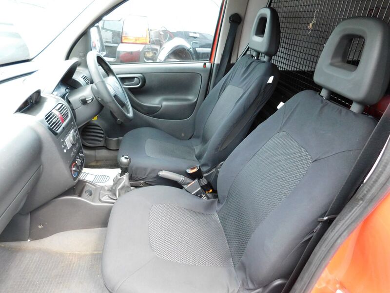 VAUXHALL COMBO